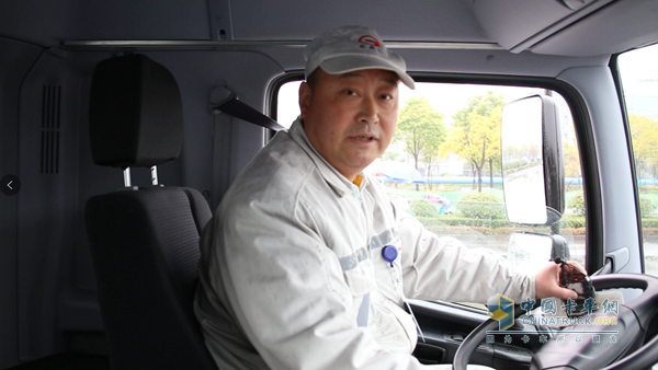 杭州君源車(chē)隊(duì)駕駛員謝吉林