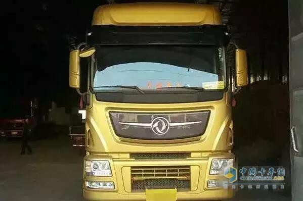 搭載東風康明斯ISZ發動機的東風天龍旗艦