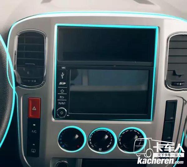 MP5、藍牙電話、倒車影像