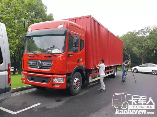 東風(fēng)中卡D12