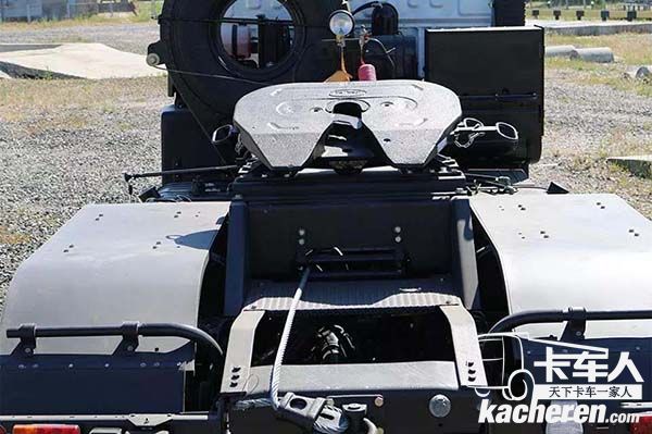 配載濰柴WP12發(fā)動(dòng)機(jī)