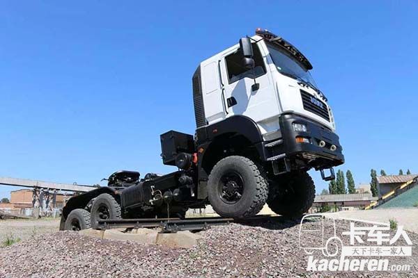 標(biāo)配了絞盤