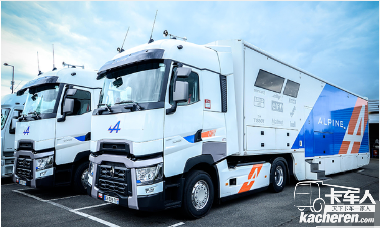 看看歐洲賽車隊的拖掛卡車，都是高端貨