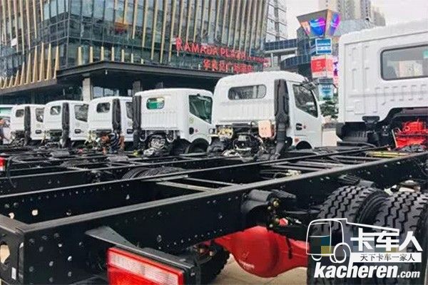 東風股份專用車底盤