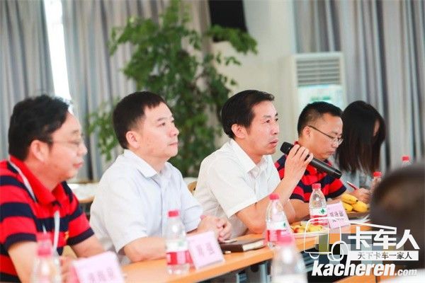 上汽紅巖黨委書(shū)記夏洪彬