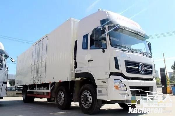 東風天龍載貨車