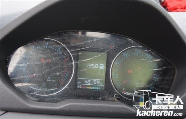 小楊的這輛車目前已經跑了48159公里，整車出勤率非常高