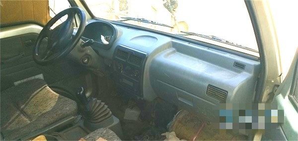 危學博駕的時代馭菱駕駛室