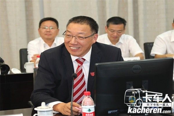 一汽解放公司總經理助理，發動機事業部黨委書記、總經理錢恒榮