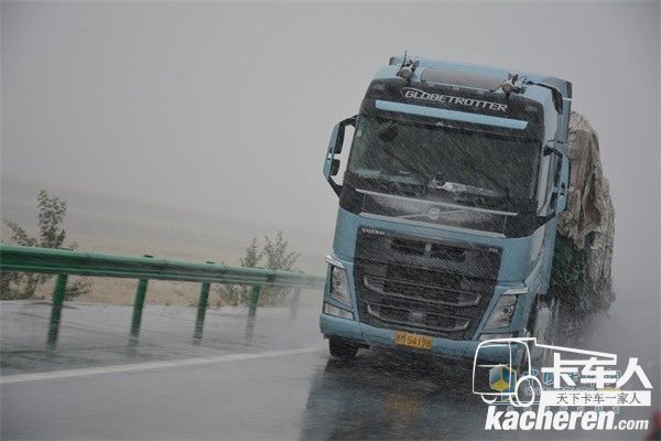 駕駛沃爾沃，惡劣天氣都不怕