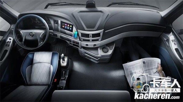  歐曼GTL  半掛自卸車駕駛室空間寬敞