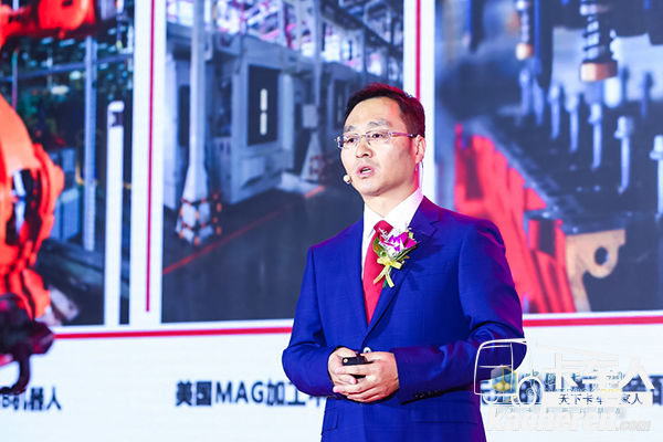 福田康明斯F系列超級動力產品經理杜鑫介紹基于國典博標準專屬定制的F系列國六發動機