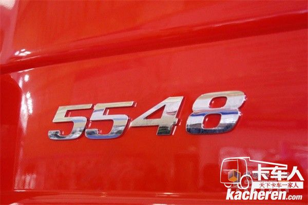 采用奔馳OM501 LA發(fā)動(dòng)機(jī)