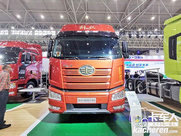 新J6P領(lǐng)航版2.0四季款牽引車