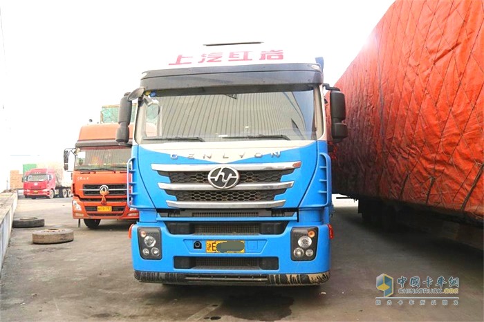 上汽紅巖中置軸平板貨運列車具備行業最優TCO表現