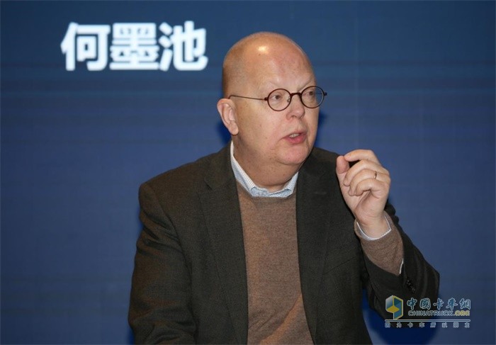 斯堪尼亞中國戰略中心執行董事何墨池先生