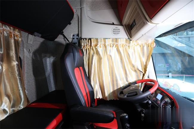 東風(fēng)柳汽乘龍  房車