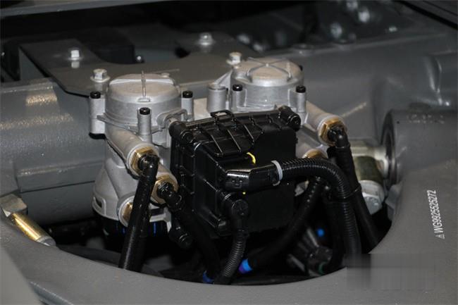 中國重汽  豪沃牽引車