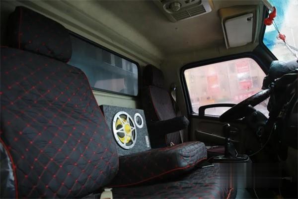 飛碟汽車 載貨車