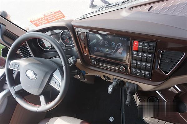 一汽解放青汽 JH6