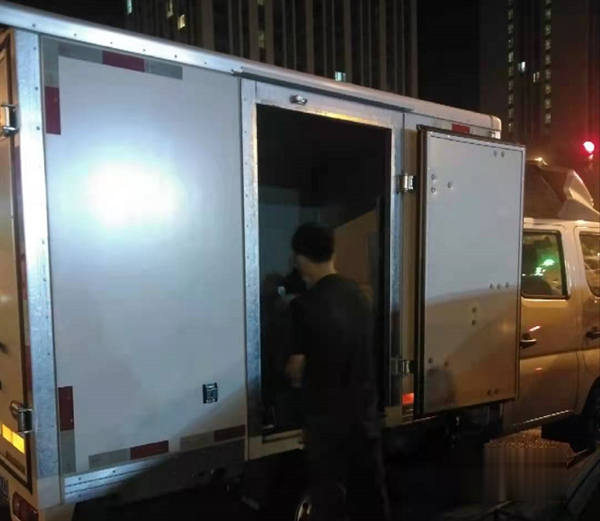 福田祥菱  載貨車(chē)