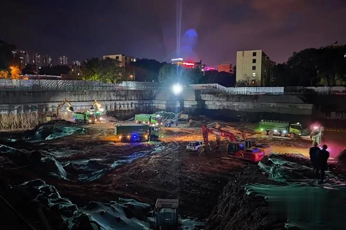 東風商用車,牽引車