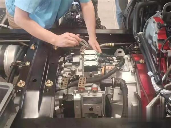 法士特  易行中輕卡