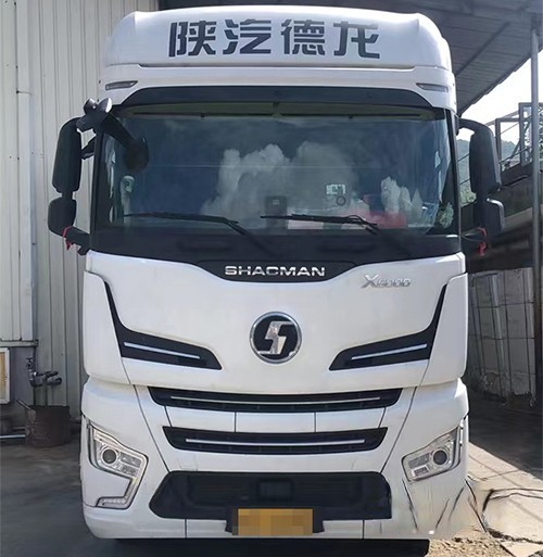 陜汽重卡,德龍X6000,牽引車