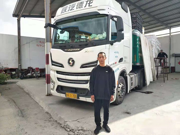 陜汽重卡,德龍X6000,牽引車