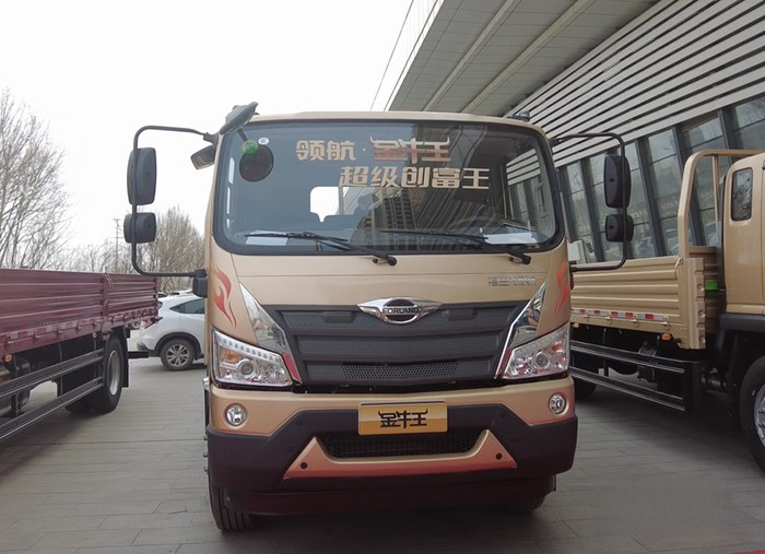 福田時代領航 金牛王 中卡載貨車