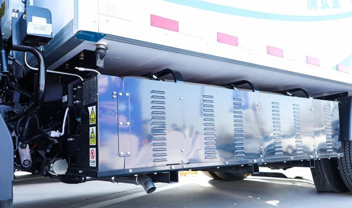 行業(yè)首創(chuàng)不占用貨廂容積的氫系統(tǒng)布局形式