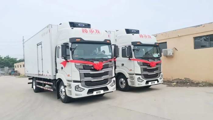 江淮重卡A5X冷藏運輸車交付用戶