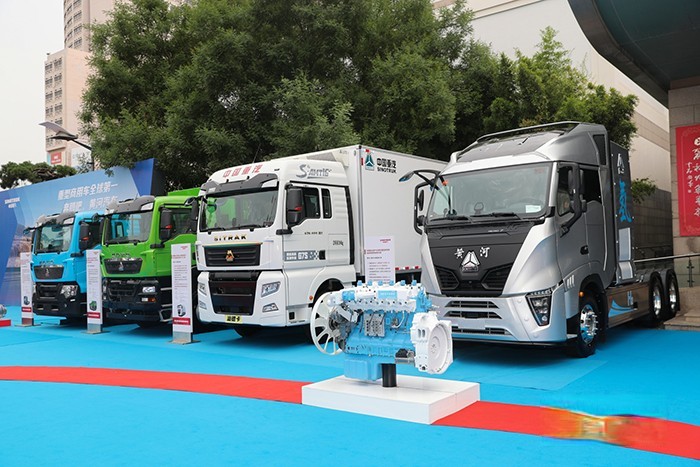 中國重汽 商業化 氫內燃機重卡