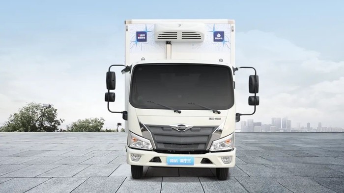 領航藍牛王冷藏車