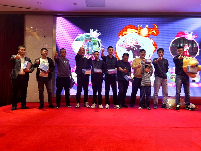 慶鈴五十鈴,TAGA達咖H8AT皮卡,輕卡