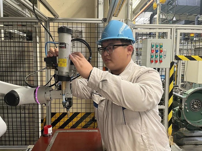 解放動力,發動機