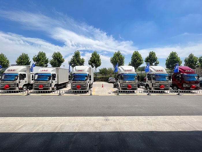 帥鈴寬帥王還搭載了安徽康明斯E2.5發動機