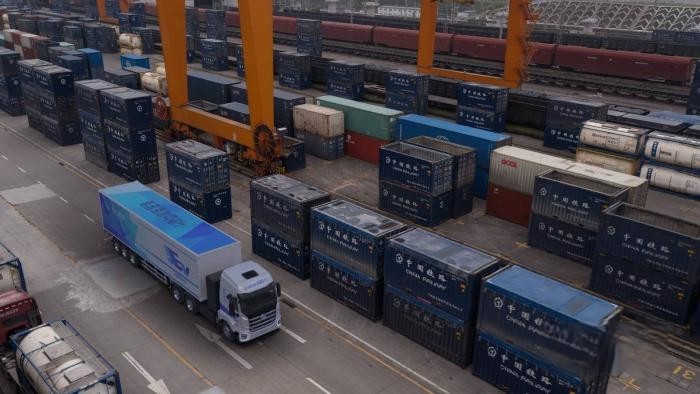 持續(xù)領跑！上汽紅巖換電重卡榮獲2022年12月銷量冠軍