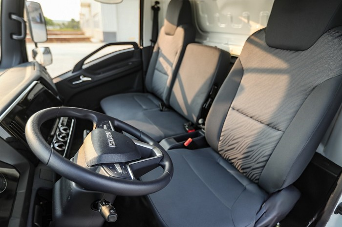 高效創(chuàng)富每一程，江西五十鈴翼放輕卡實(shí)力領(lǐng)航