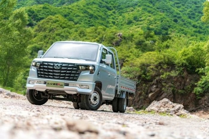 不止情侶檔,更有創富檔,長安凱程雙卡PLUS鉅惠“甜蜜暴擊”