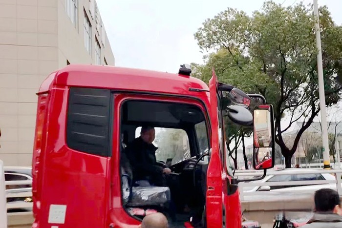 東風(fēng)商用車：廠商協(xié)同“戰(zhàn)” 市場(chǎng) 元?dú)鉂M滿沖刺“開門紅”