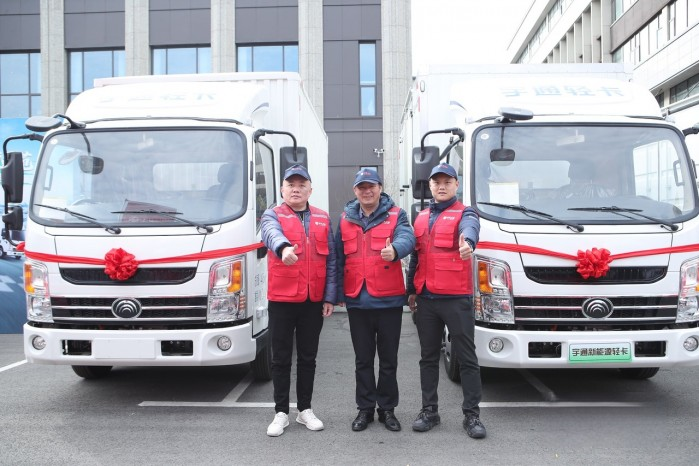 宇通輕卡攜手中汽兄弟簽署戰略合作，助力卡友走上創富快車道