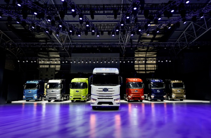 以品牌賦能終端，一汽解放摘得TCO定制化解決方案品牌大獎(jiǎng)