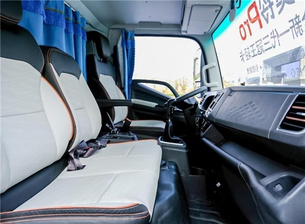 科技為王!看福田汽車新一代三冠王如何續(xù)寫榮光