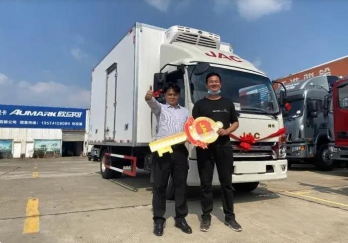 以品質(zhì)加持 ，安康E系列發(fā)動機拿下“值得用戶信賴節(jié)油發(fā)動機”大獎