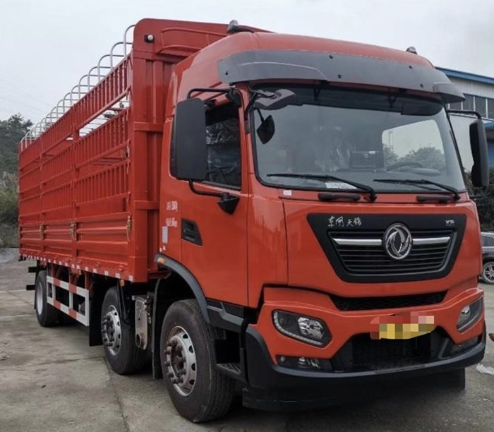 棄“早九晚六”跑運輸 蘇鑫超:選對利器不遺憾