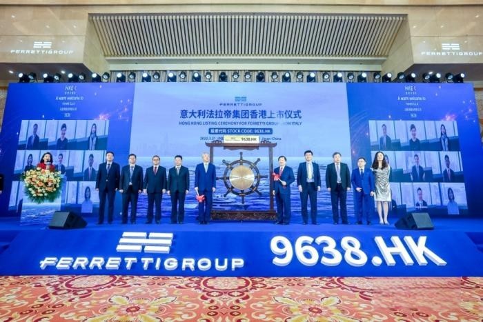 2023年3月8日,是習近平總書記對濰柴集團發(fā)展作出重要指示五周年,當天上午9點,濰柴集團召開“心無旁騖攻主業(yè)建設世界一流強企”千人專題會議,重溫總書記重要指示,號召全體員工牢記囑托,堅定不移沿著總書記指引的道路前行,奮力書寫更加亮麗的“新答卷”。