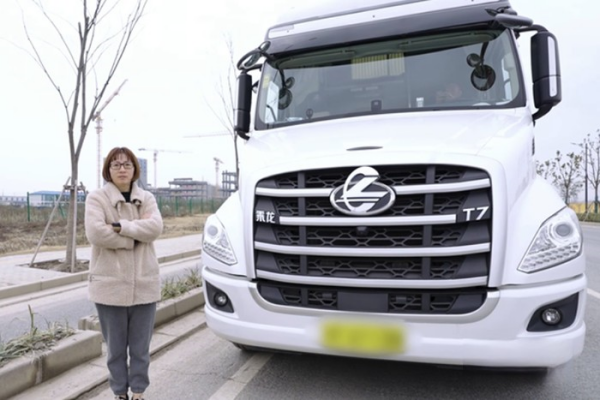 讓卡姐工作、生活質量實現雙重提升！乘龍T7旅行家斬獲“卡姐鐘愛”大獎