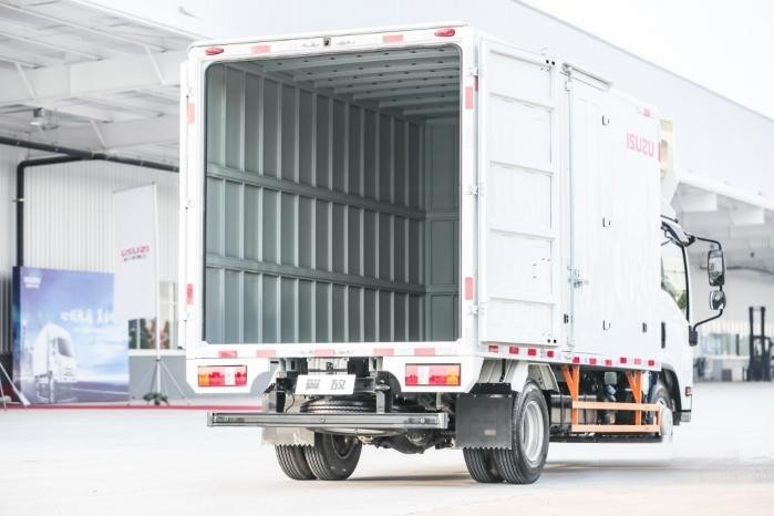 吹響春耕號角，江西五十鈴翼放輕卡農資運輸助農忙