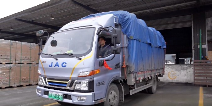 混動1號·駿鈴聚寶盆城內(nèi)城際暢通無憂,為成都涂老板創(chuàng)造更多價值!